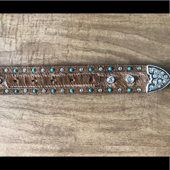 Justin Hair on Belt - Picture 5 of 7